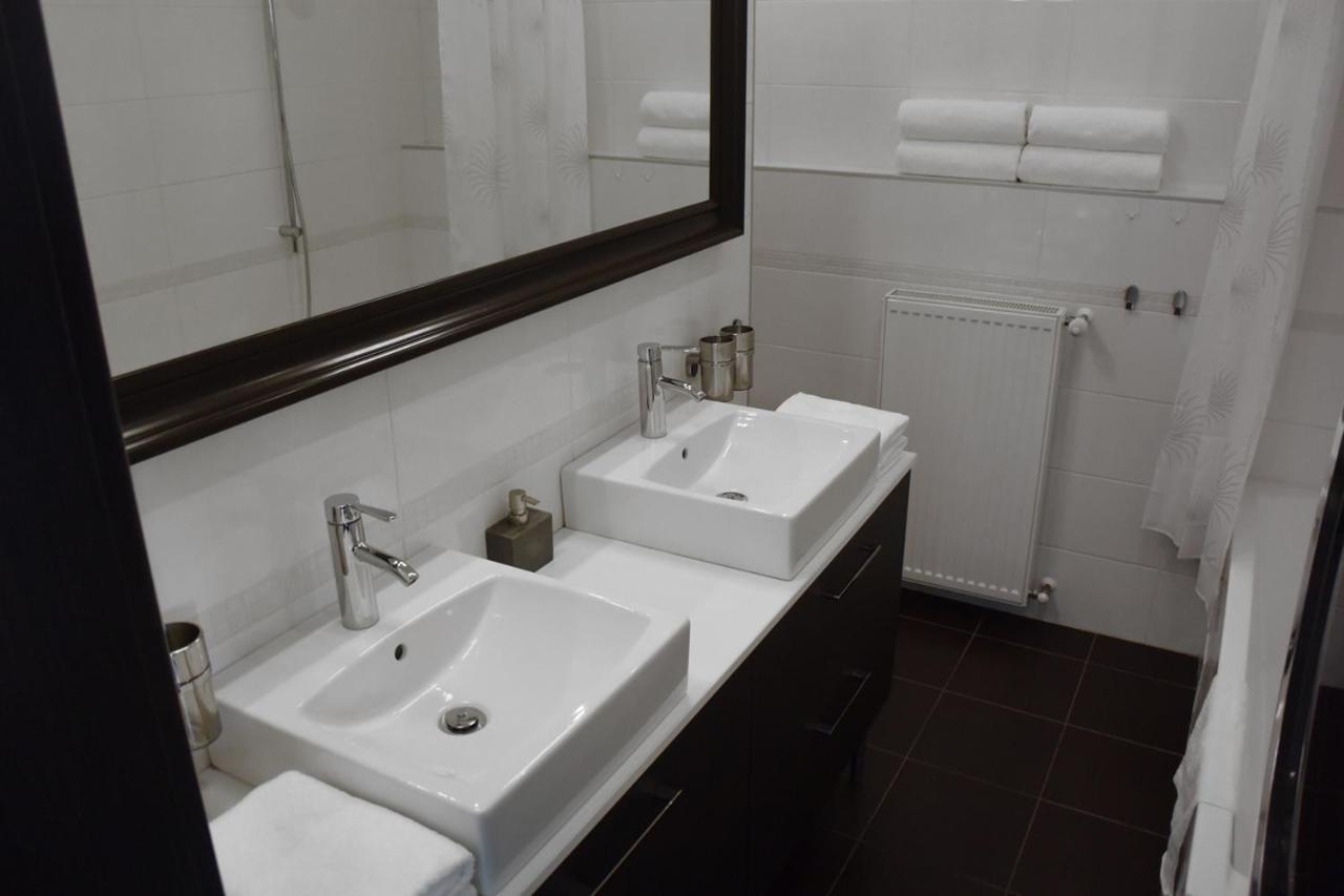 Apartman Dc2 Apartment เดชชิน ภายนอก รูปภาพ