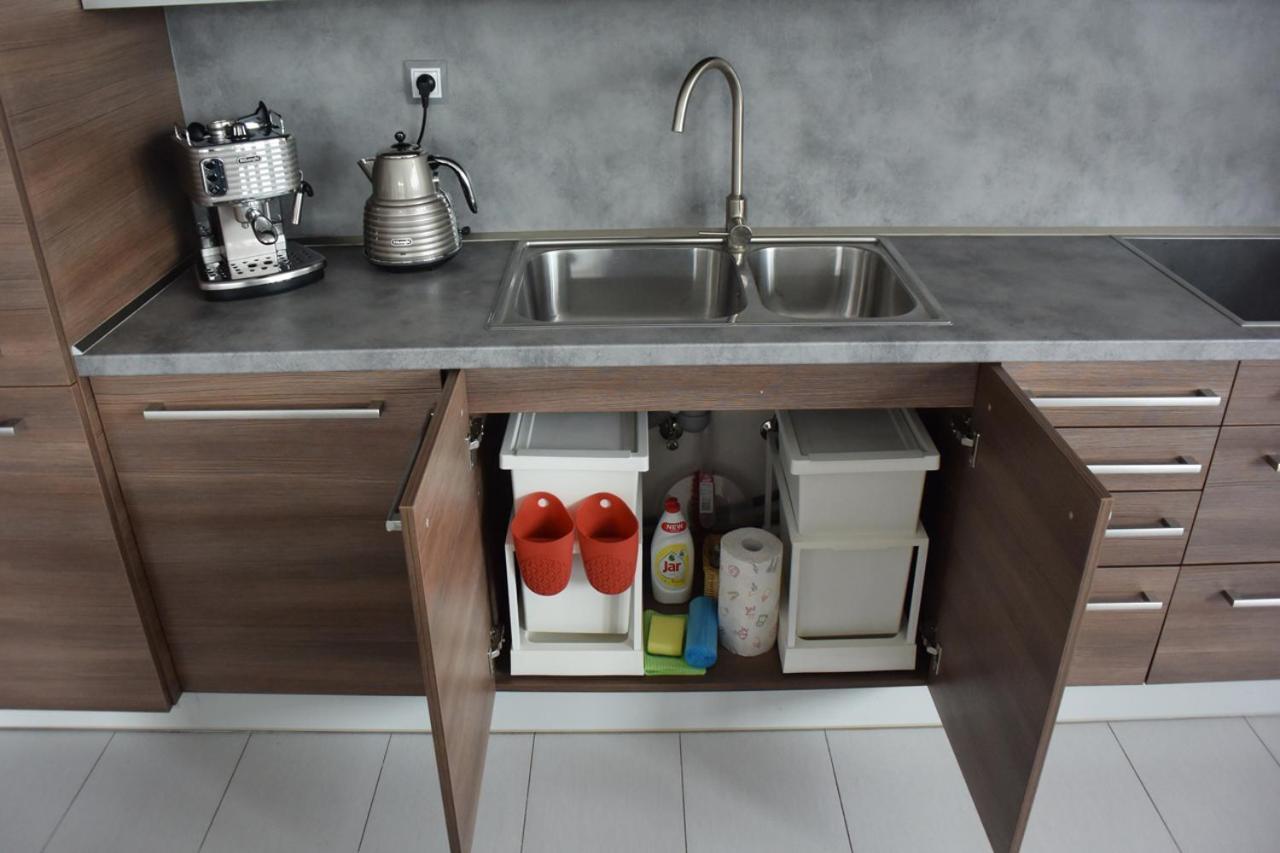 Apartman Dc2 Apartment เดชชิน ภายนอก รูปภาพ