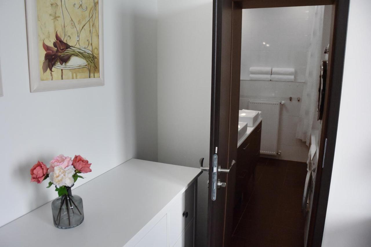 Apartman Dc2 Apartment เดชชิน ภายนอก รูปภาพ